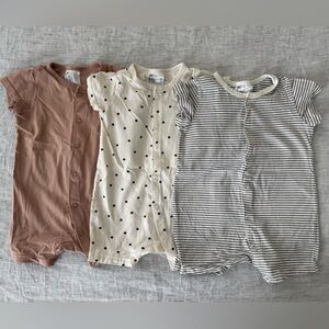 H&M Baby Onesies, 6-9 months, LIKE NEW